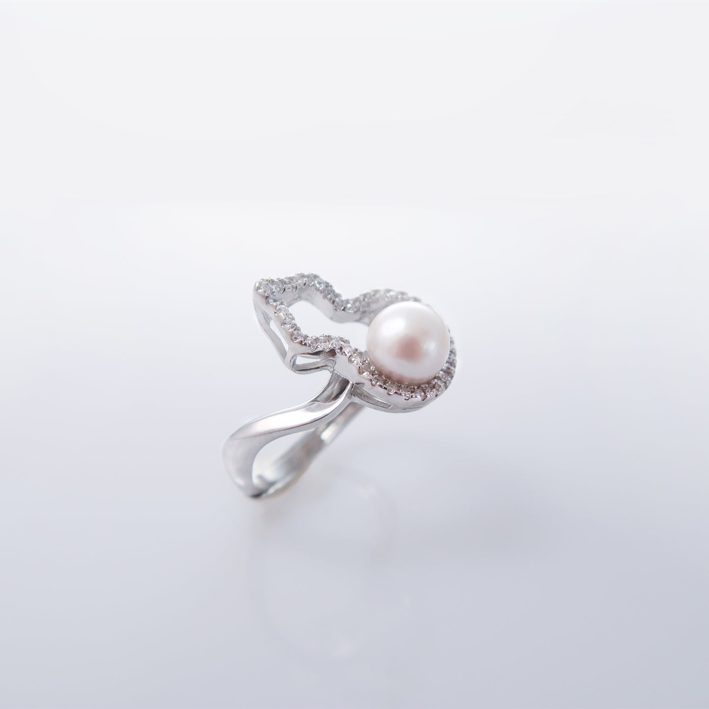 Gourd Akoya Pearl Ring