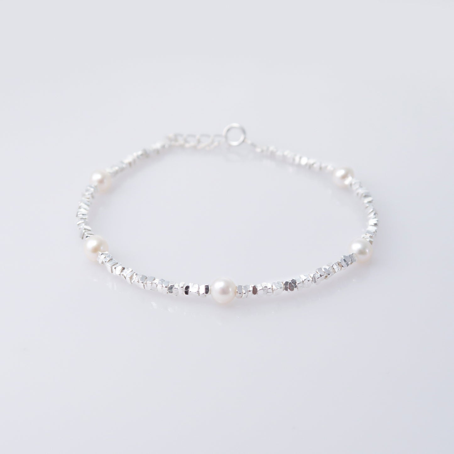 Starry Freshwater Pearl Bracelet