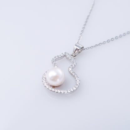 Gourd Akoya Pearl Necklace