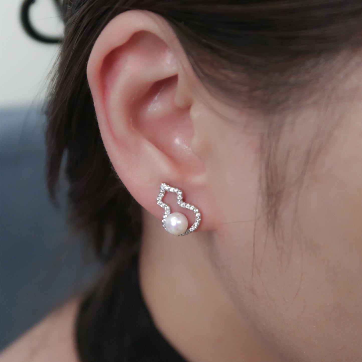 Gourd Akoya Pearl Earrings