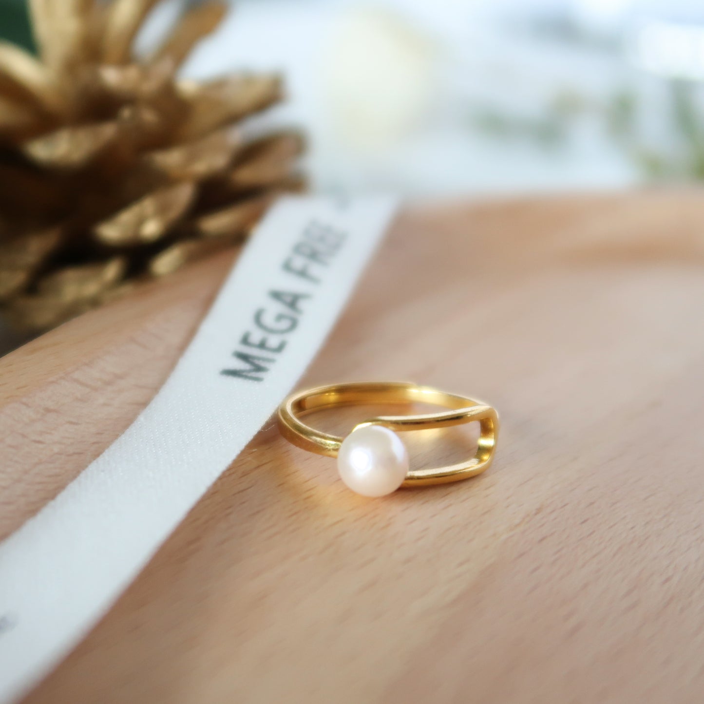 Paperclip Akoya Pearl Ring