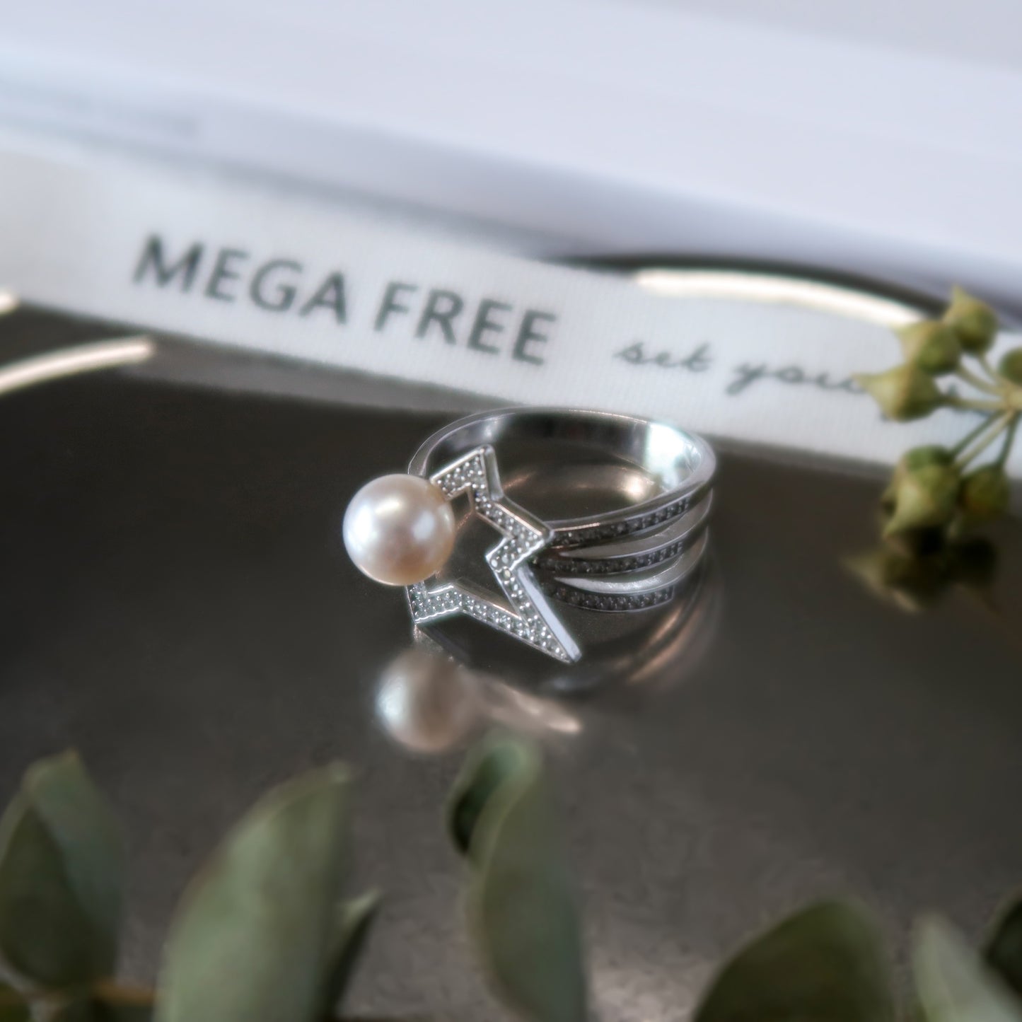 Comet Akoya Pearl Ring